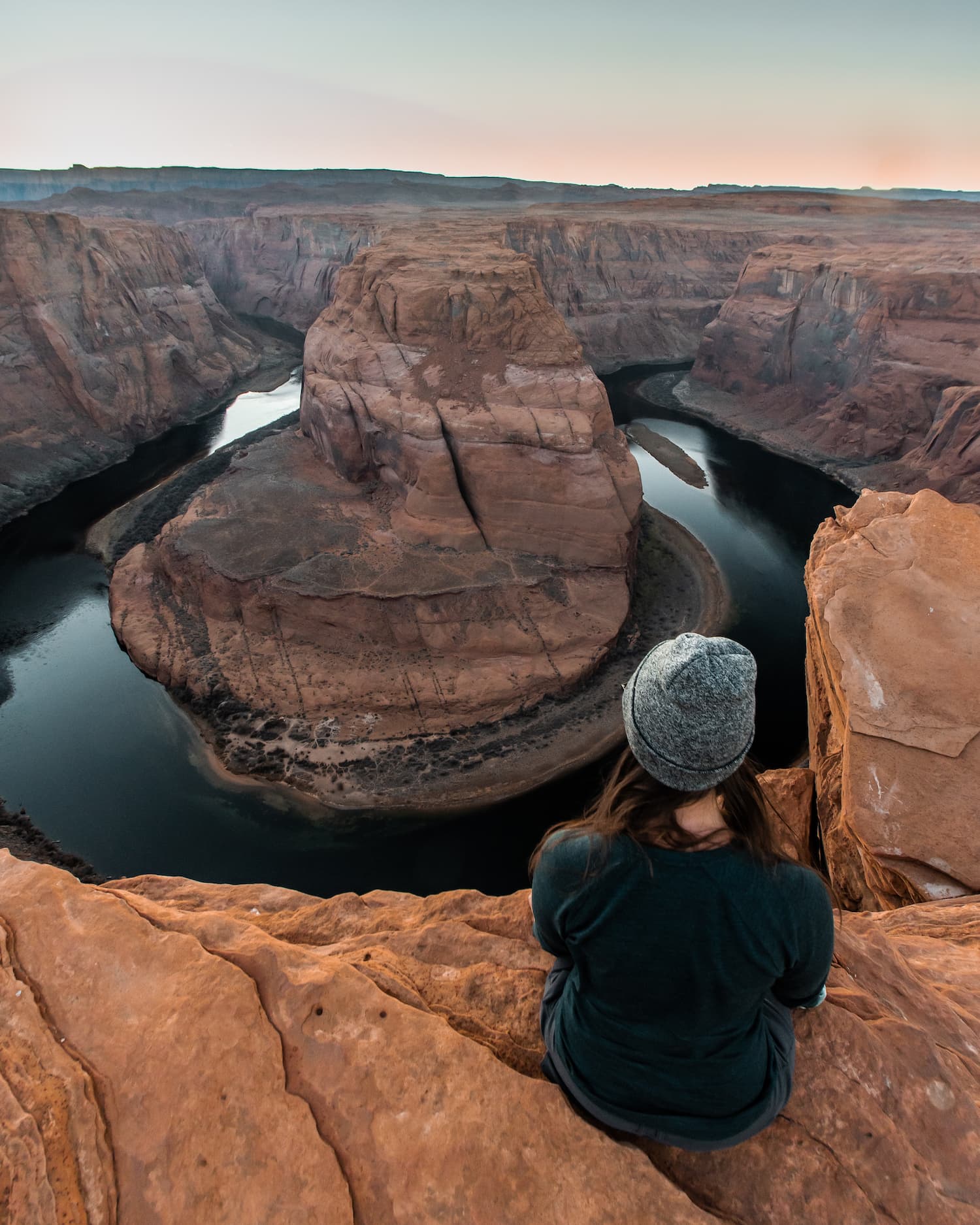 Me sitting over horseshoe bend; grand canyon horseshoe bend cover