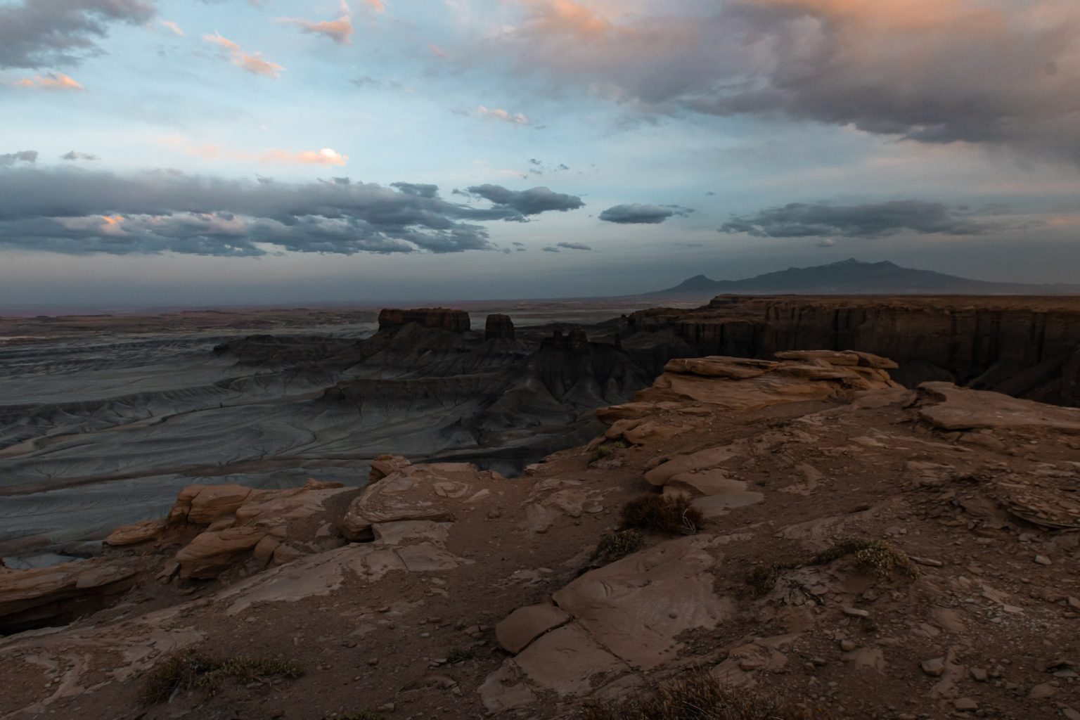 The Best Free Campsite: Moonscape Overlook - Lita of the Pack