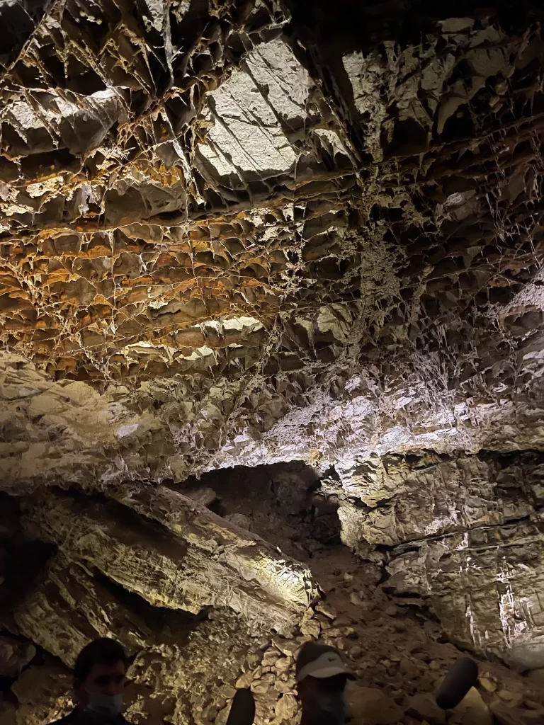 Views inside the cavern of Wind Cave national Park