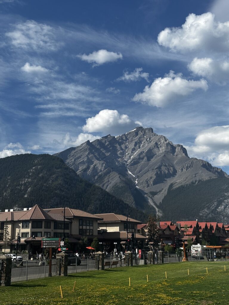 Downtown Banff with mountain behind it