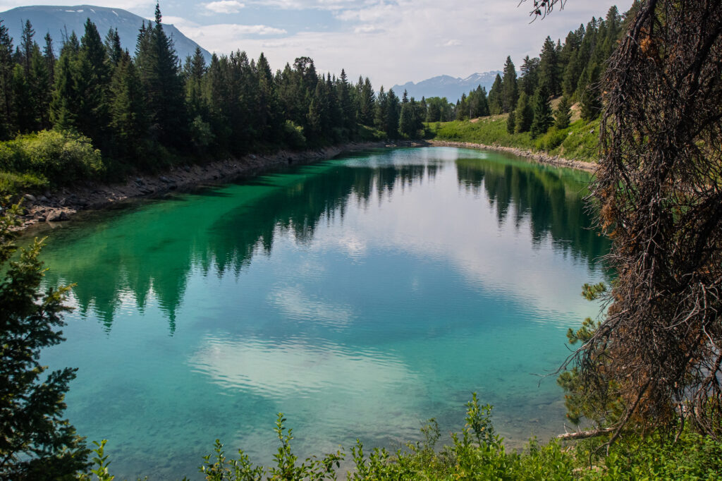 Deep blue lake that goes to turquoise at edges