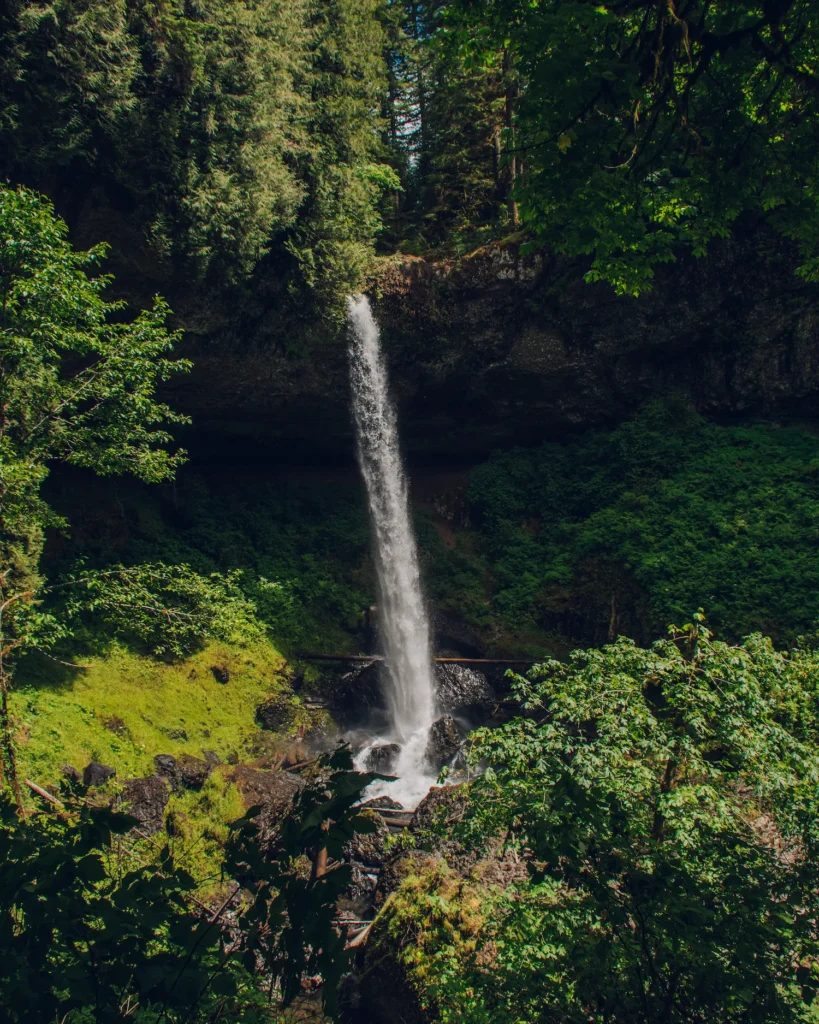 Waterfall on the Trail of 10 Falls