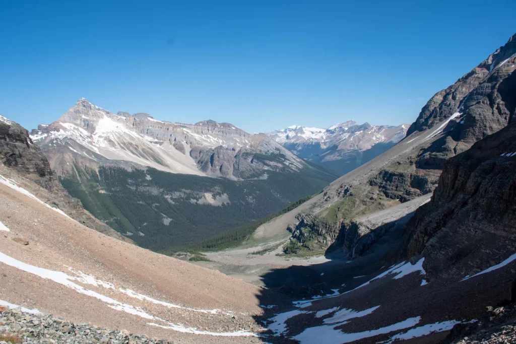 Wiwaxy Gap with views of mountains
